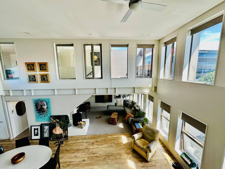 Stunning New York Loft Gallery Christchurch Eksteriør billede