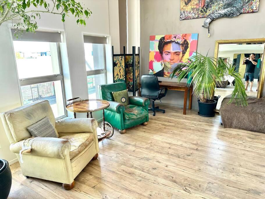Stunning New York Loft Gallery Christchurch Eksteriør billede